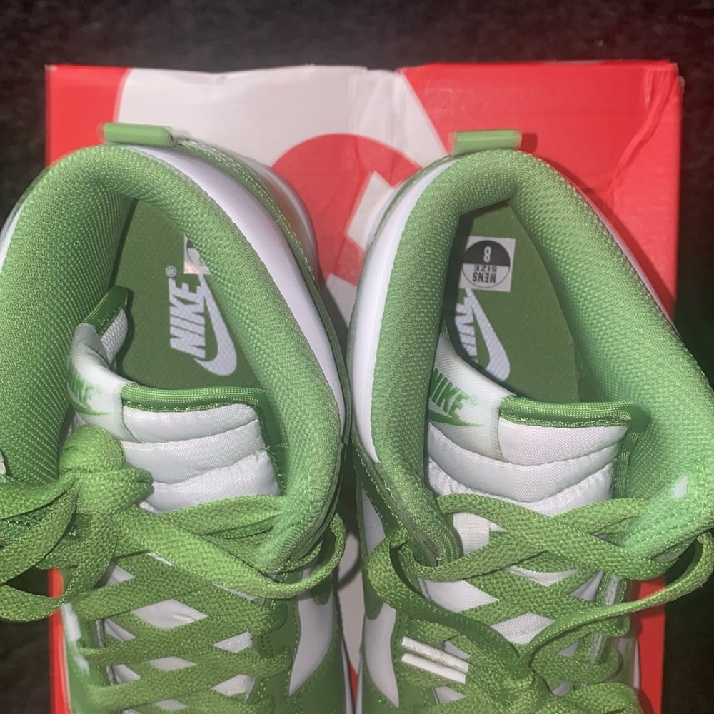 New Nike dunk high retro chlorophyll. Sz. 8M/9.5W. Original box. Extra laces - Picture 3 of 8